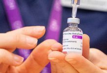 UE no prohibió vacuna AstraZeneca por causar trombosis