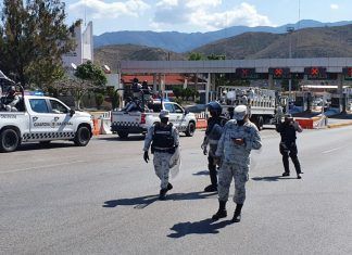 Guerrero / GN y policías antimotines se despliegan en Autopista del Sol