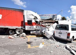 Grave que normalistas utilizaron tráiler durante enfrentamiento con GN: AMLO