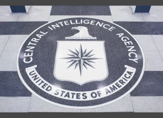 Director de CIA dio positivo a Covid-19
