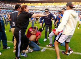 Riña en estadio «Corregidora» protagonizó portadas internacionales