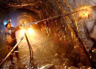 Artículo / Minería, ¡lacerada!