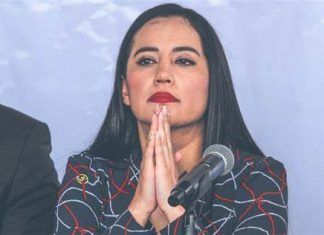 Golpeteo soterrado contra Sandra Cuevas