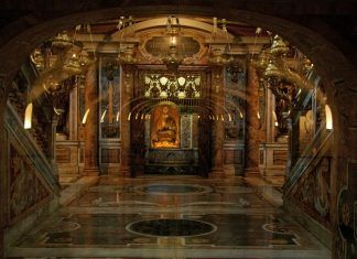 ESPECIAL / Necrópolis vaticana