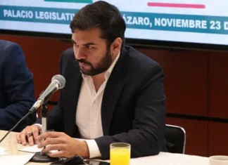 Oficializan diputados cambios de bancadas