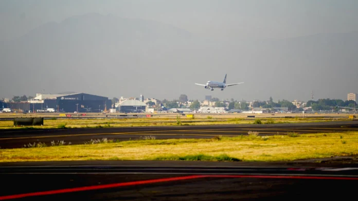 aeropuerto-internacional-de-la-ciudad-de-mexico-aicm-viajes-avion-2