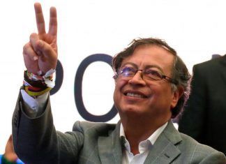 Gustavo Petro tomó protesta como presidente de Colombia