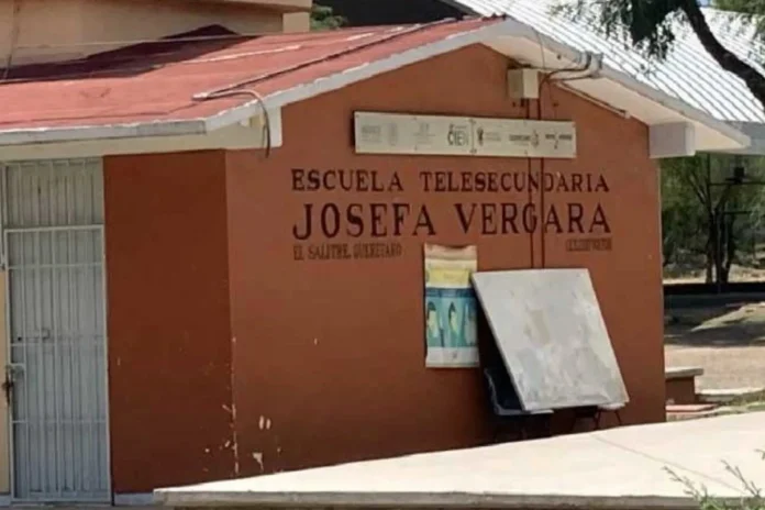 telesecundaria-josefa-vergara-queretaro-nino-quemado