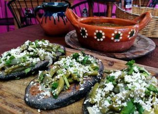 Gastronomía de los Tlacoyos