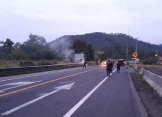 Michoacán / Registran movilizaciones por detención de presuntos delincuentes