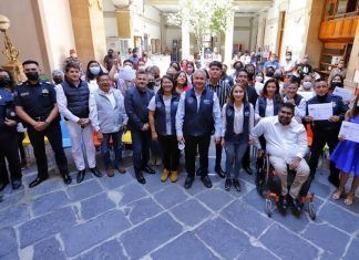 Reconoce Sergio Baños a participantes del taller «Estructura de la Lengua de Señas Mexicana»