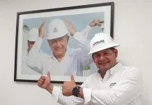 Se Comenta Solo Con / Despojos
