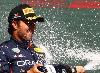 «Checo» Pérez recibió respaldo de Ford para seguir en Red Bull