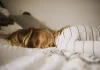 Dormir poco nos vuelve menos generosos, señala estudio