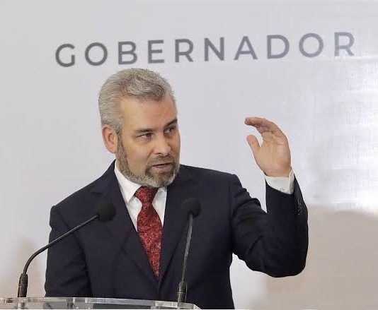 La Columna / Alfredo Ramírez, un gobernador para sus amigos y abusivo
