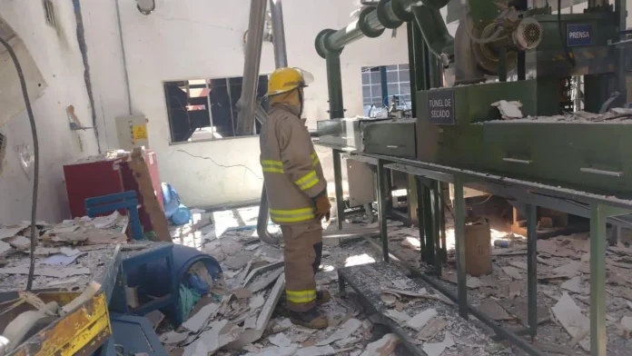 pc-morelos-en-industrias-tecnos-tras-explosion