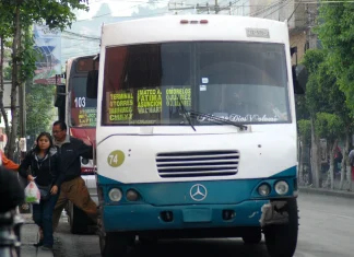 Transportistas del Edomex bloquean autopistas en protesta por corrupción