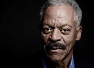 Falleció Bernard Shaw, primer presentador estelar de CNN