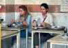 Detienen en Irán a mujer por comer sin velo en restaurante