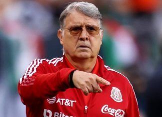 Ni pies, ni cabeza