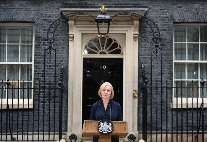liz-truss-en-su-mensaje-de-dimision