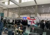 Pilotos y sobrecargos se manifestaron en el AICM por falta de pagos