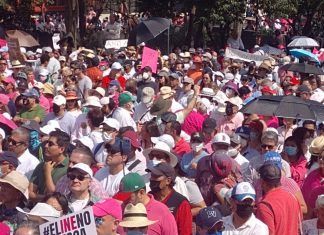 Entresemana / Un encuerado gobierna