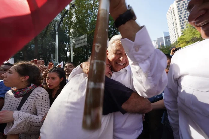 amlo-lopez-obrador-marcha-27n