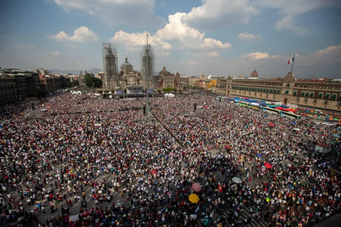 amlo-lopez-obrador-marcha-27n-zocalo-cdmx
