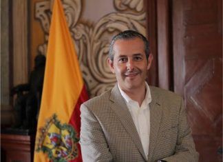 La Columna / Déficit de policías y armamento en municipios conurbados