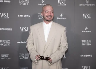 J Balvin fue premiado por su defensa de la salud mental en la ONU