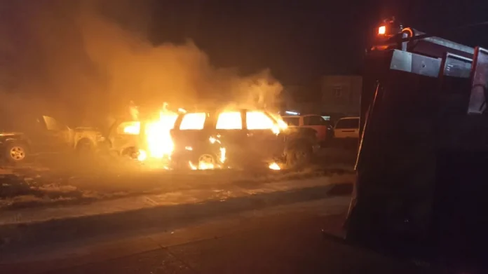 quema-de-vehiculos-en-juventino-rosas