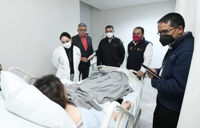 visita-en-durango-a-pacientes-de-meningitis-aseptica