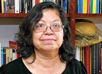 Premio FILEY a periodista Virginia Bautista