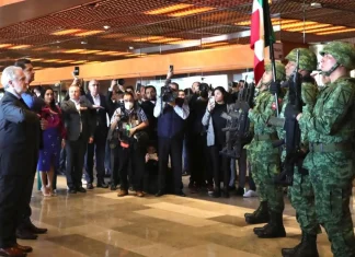 «Politiquería», decisión de Creel en tema de militares de San Lázaro; AMLO