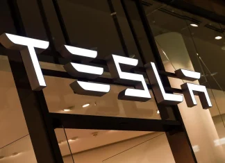Tesla llega a México