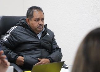 Poder Público / Juan Pablo y Ramírez Bedolla, aparte de títeres, payasos