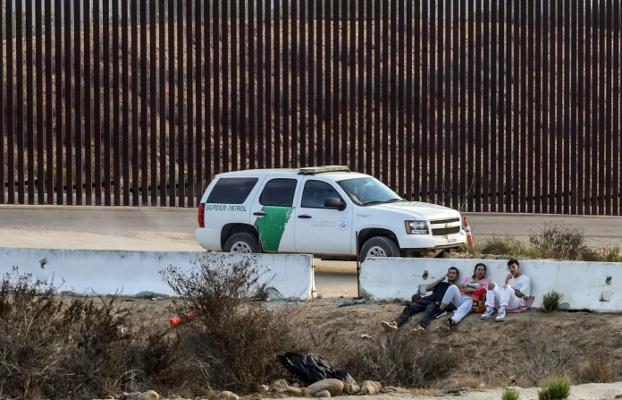 frontera-mexico-eeuu-patrulla-fronteriza-coyotes (1)