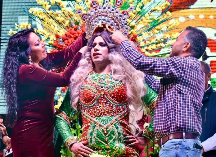 violeta-navarrete-reina-de-la-diversidad-sexual-de-san-miguel-zapotitlan