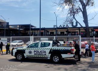 Michoacán / Comando armado atacó oficinas de SSP en Cotija y mata a dos policías