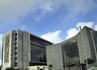 En aumento, la indignación por el proceso en contra del exdirector de colegio en Xalapa
