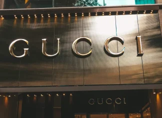 Investigan a Gucci por prácticas antimonopolios