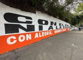 Palabras Más / Los naranjas son morenos