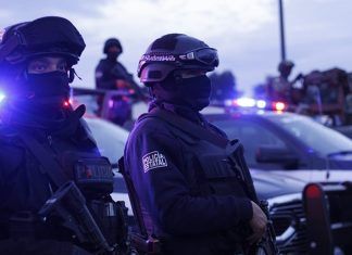 Michoacán / Policía ocupa por la fuerza la ASM