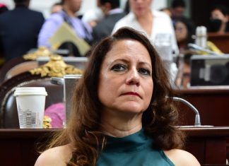 Congreso entrega medalla al mérito