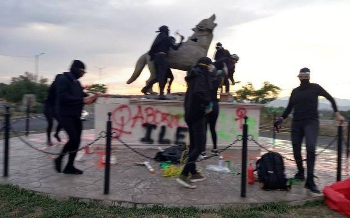 monumento a Baltazar Gaona en Tarímbaro