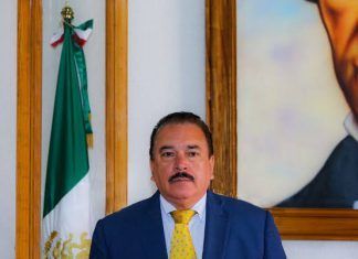 Poder Público / Jaime en caballo de hacienda