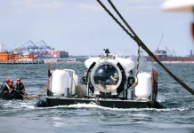 Desaparece submarino que exploraba restos de Titanic