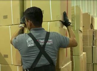 Supervisa Mariela Gutiérrez el programa “Mi Gran Esperanza” para la entrega gratuita de zapatos escolares