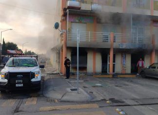 Protección Civil de Tecámac sofoca incendio en una taquería
